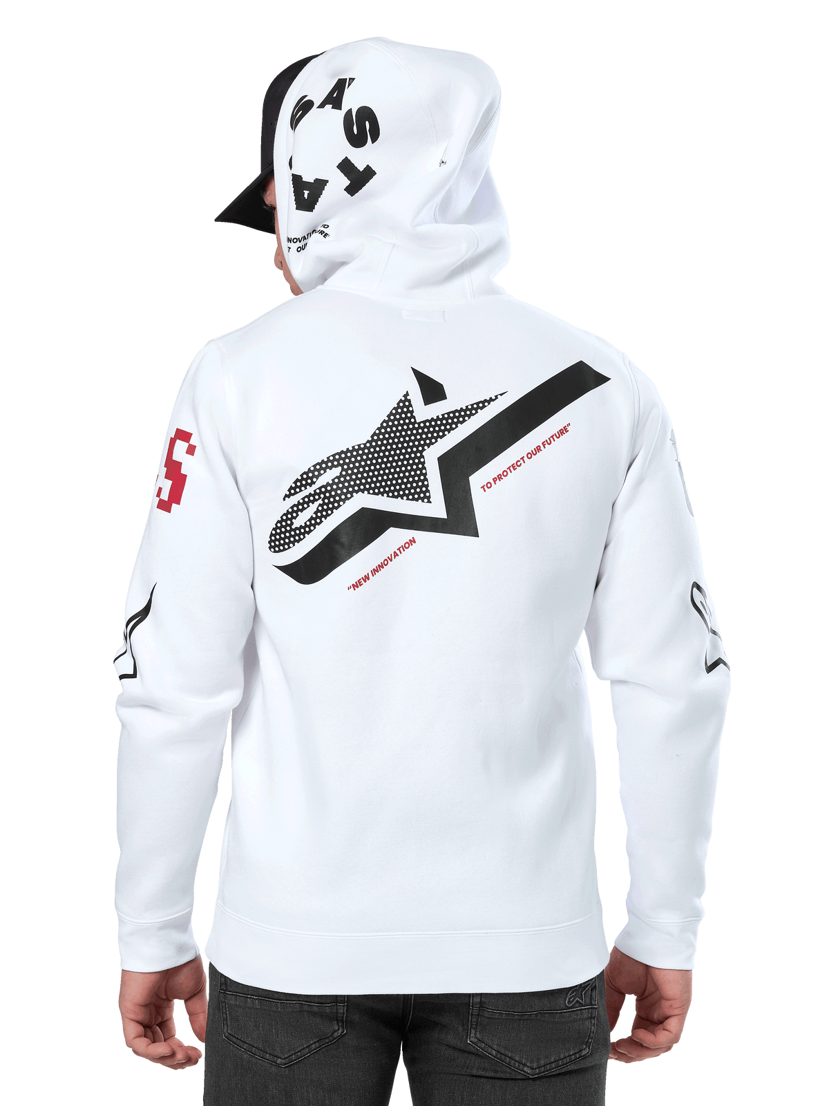 Bluza z kapturem Alpinestars Variegate, biała, widok z tyłu z dużym czarnym logo gwiazdy i czerwonym tekstem, grafiki z wieloma logotypami na rękawach i kapturze, casualowy streetwear w stylu motorsportowym