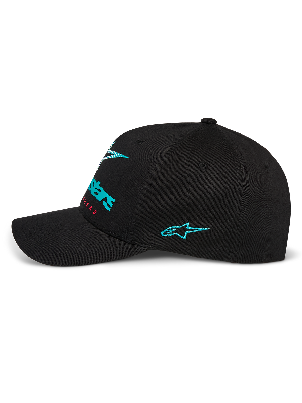 Alpinestars Instinct Hat, widok z boku czarnej czapki z daszkiem, turkusowe haftowane logo Astars z boku i branding z gradientem z przodu, zakrzywiony daszek, strukturalna korona, motorsportowy styl streetwear