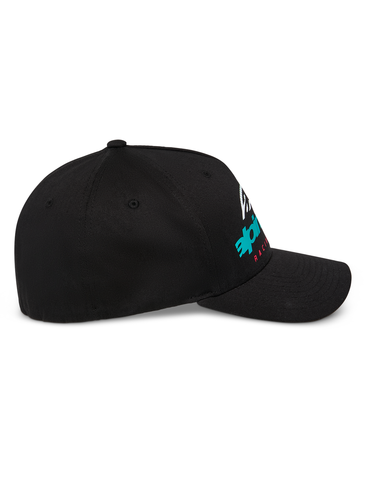 Alpinestars Instinct Hat, czarna strukturalna czapka z daszkiem, widok z boku z zakrzywionym daszkiem i nadrukiem logo Astars z gradientem, codzienna odzież motorsportowa