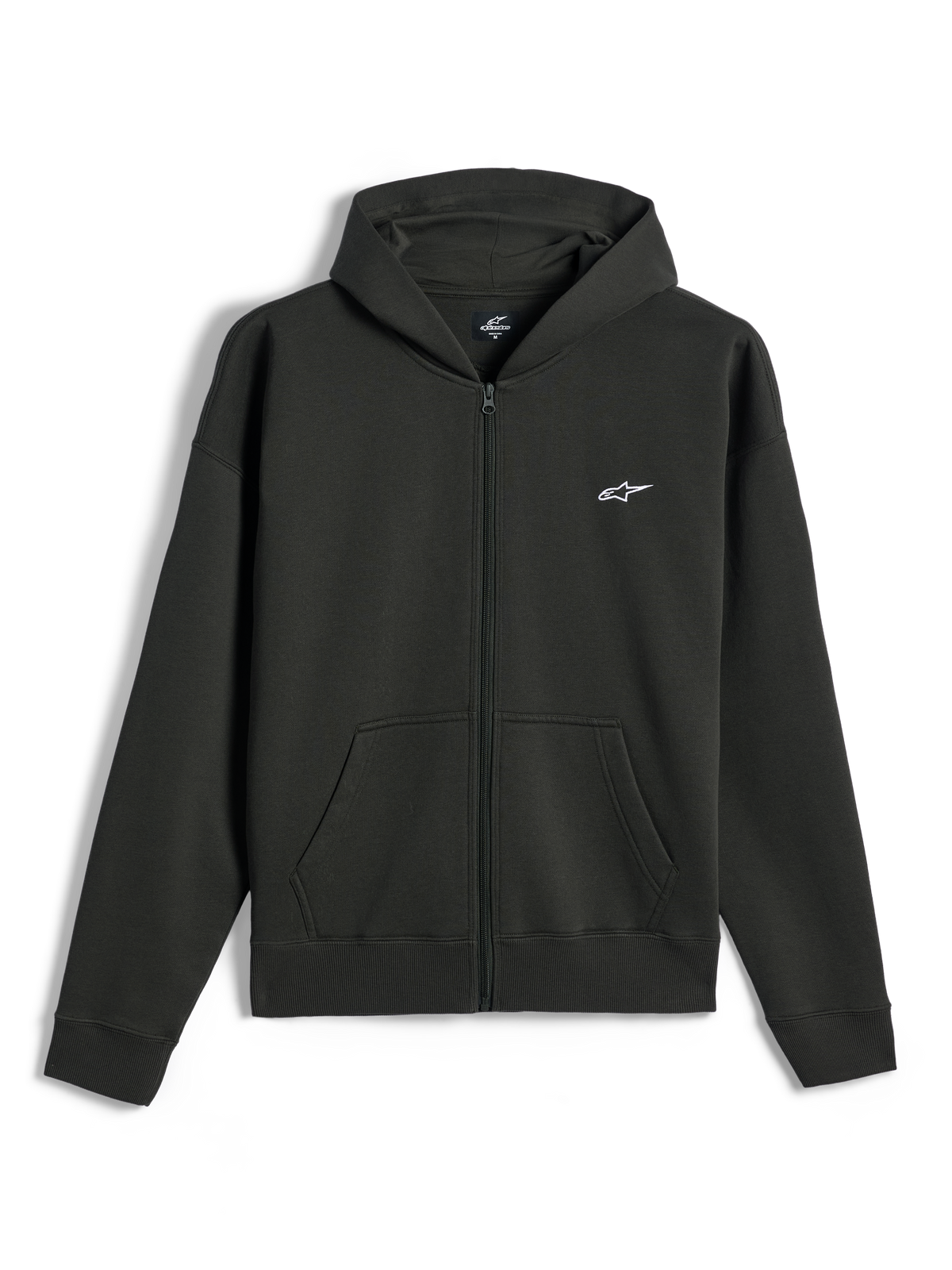 Alpinestars Essentials Ageless Zip Hoodie, rozpinana bluza z kapturem z polaru, kolor Off Black, małe białe logo Alpinestars na lewej piersi, codzienna odzież streetwearowa w stylu motorsportowym, przednie kieszenie i ściągacze przy mankietach