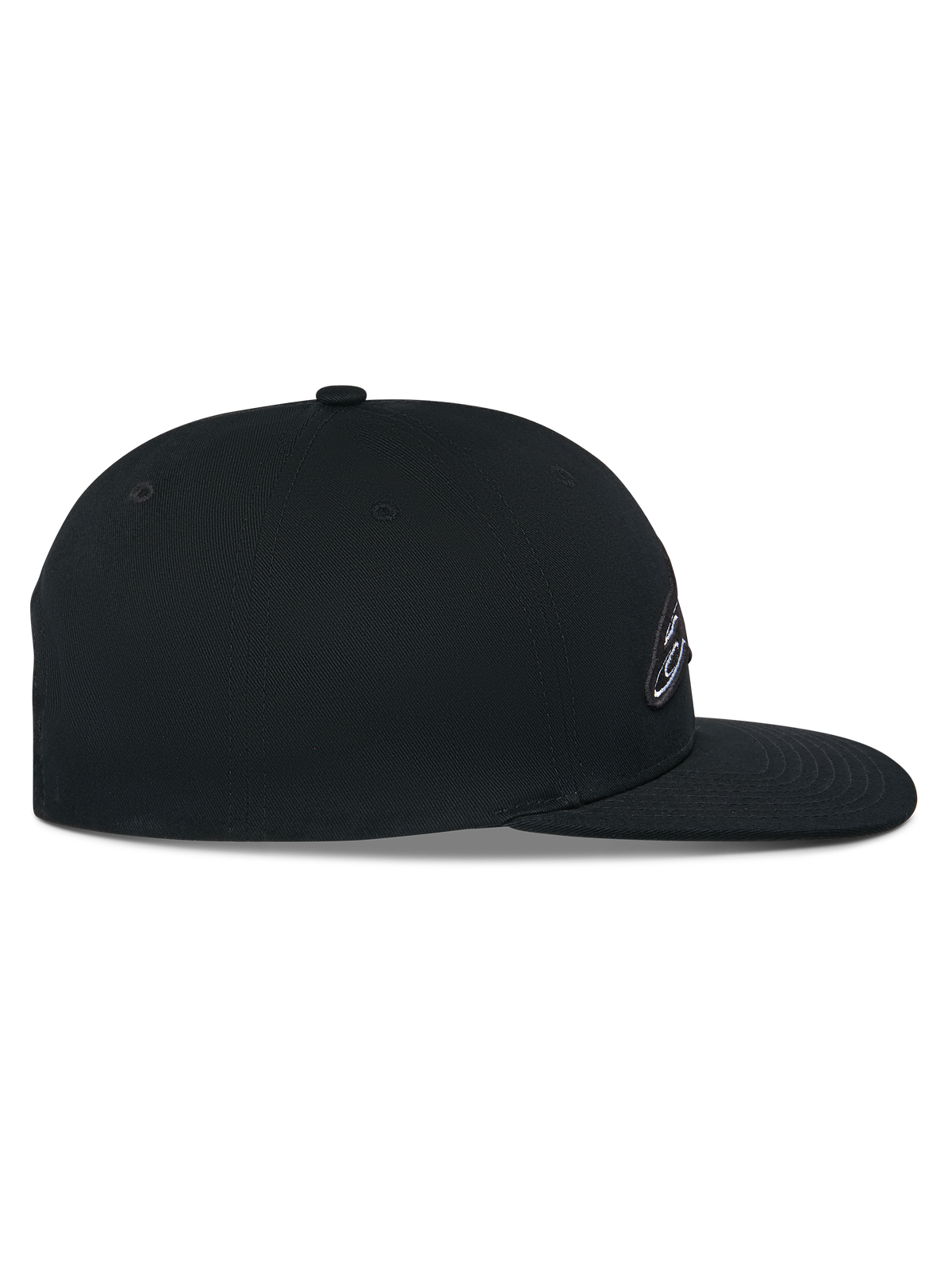 Czapka Alpinestars Thickness Snapback, czarna, widok z boku, usztywniona korona z płaskim daszkiem, główny materiał z bawełnianego kepru, haftowane logo 3D, codzienne nakrycie głowy w stylu motorsportowym