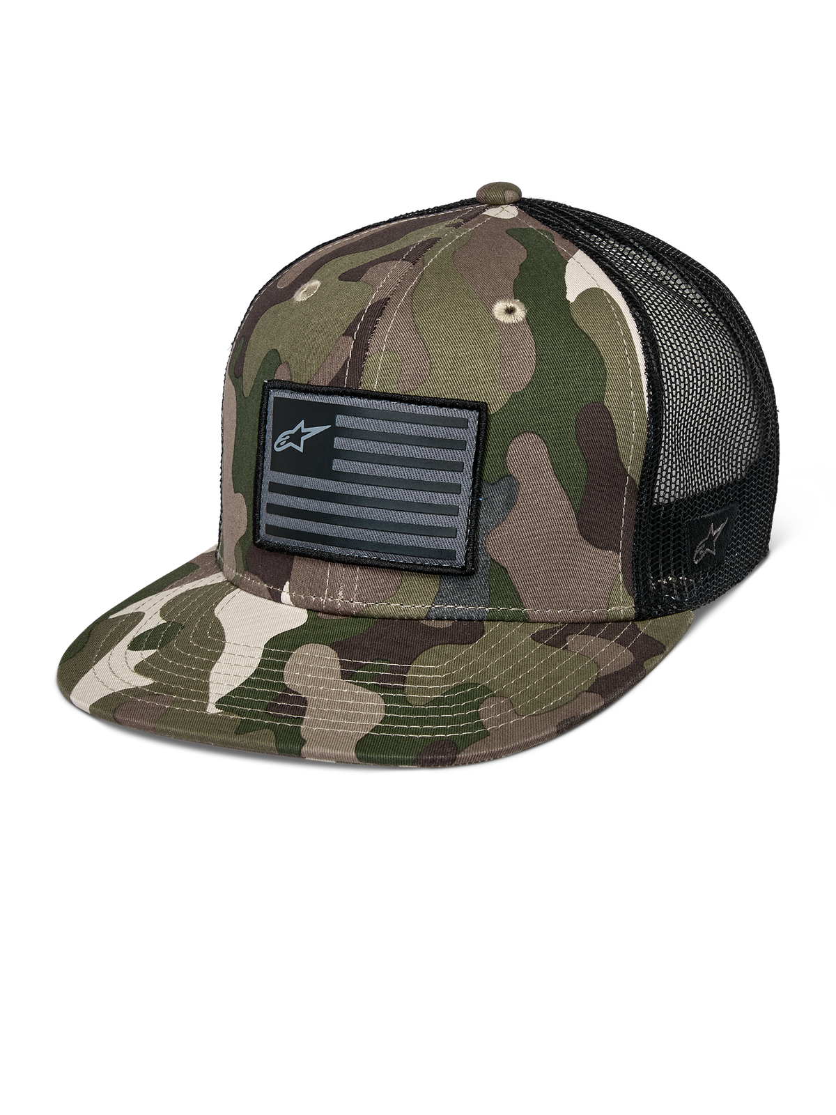 Alpinestars Flag Flat Trucker Hat, czapka typu trucker z płaskim daszkiem, zielone moro i czarny, oddychająca siatka z tyłu, usztywniona korona z czarną naszywką z logo w stylu flagi, codzienne nakrycie głowy w stylu motorsport
