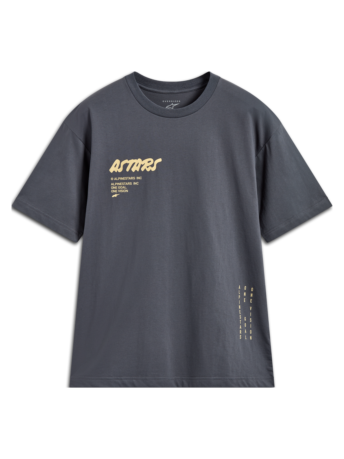 Alpinestars Chalk Oversized CSF Tee, ciemnoszara koszulka z krótkim rękawem o kroju oversized, logotyp Astars w stylu kredowym na piersi i pionowy branding z boku, sportowa odzież codzienna