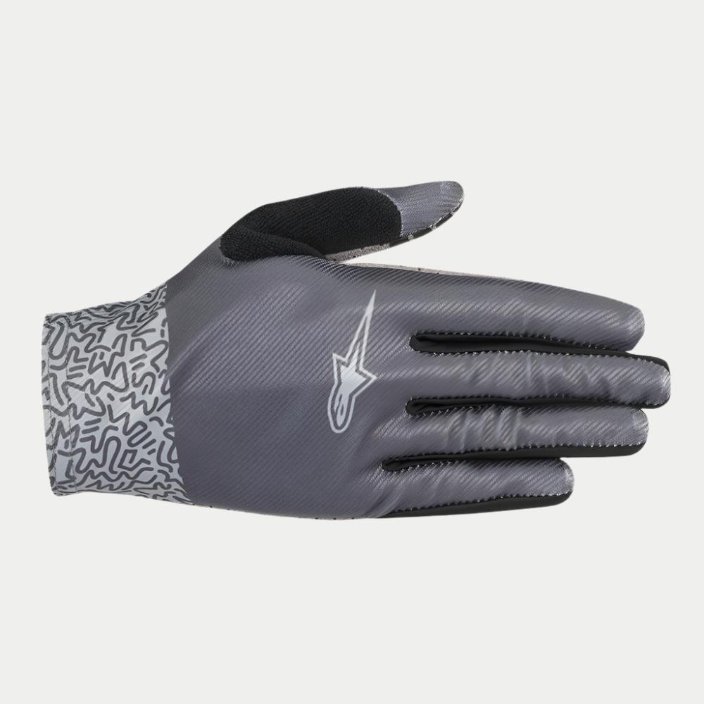Rękawice damskie Alpinestars Stella Alderex Pro, rękawice MTB, antracytowe, ukośnie teksturowany wierzch dłoni z białym logo Alpinestars, czarna wstawka z frotte na kciuku i mankiet w abstrakcyjny wzór, odzież do kolarstwa terenowego
