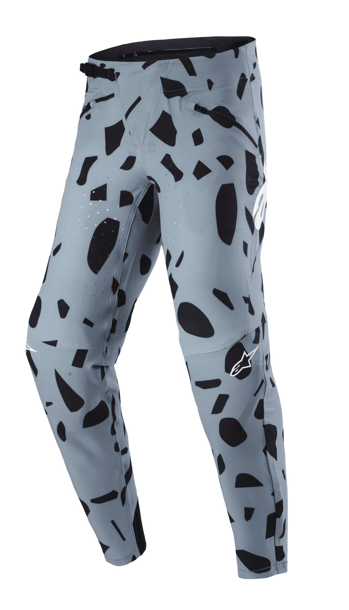 Alpinestars Techstar Envision Pants, spodnie MTB, kolor Ash Blue z czarnym abstrakcyjnym wzorem, zapięcie w pasie na zapadkę i kieszenie na zamek, laserowo perforowana wentylacja zapewniająca oddychalność, przeznaczone do jazdy na rowerze górskim