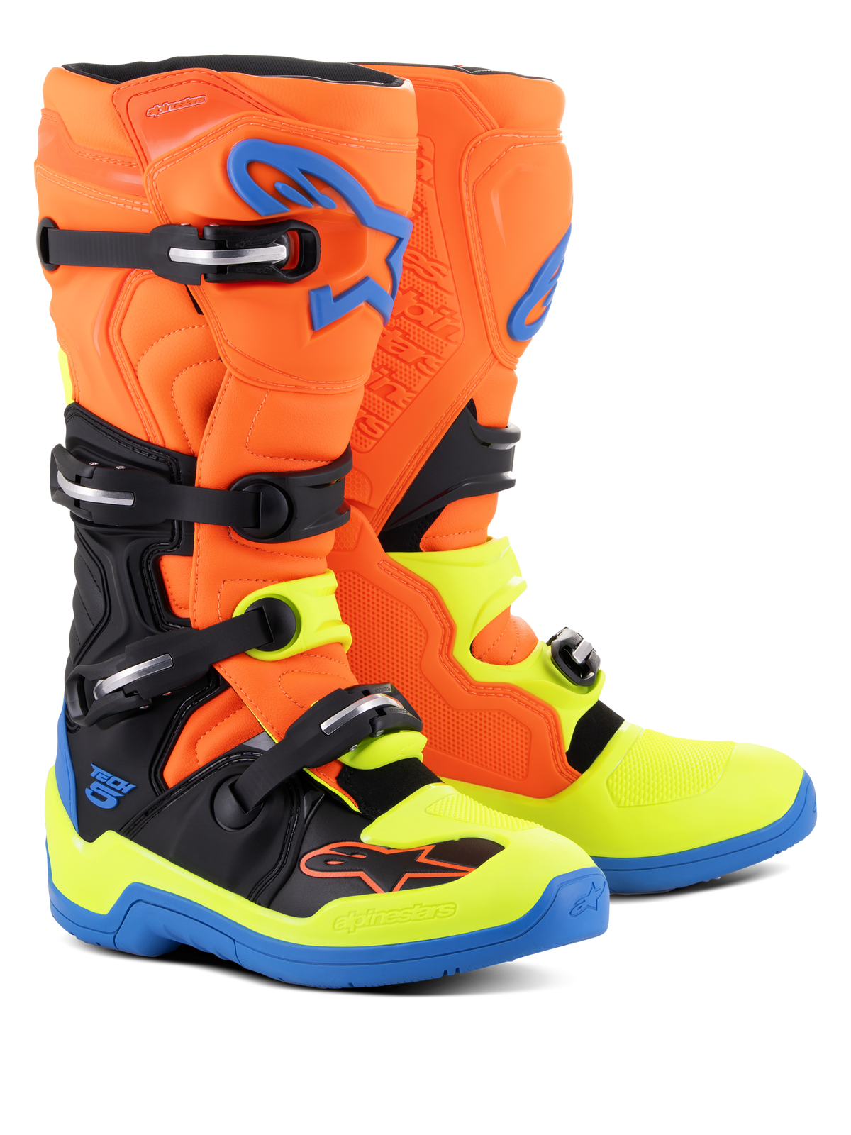 Alpinestars Tech 5 Boots, buty motocrossowe, pomarańczowy fluo, niebieski Enamel i żółty fluo, wyposażone w system zapięcia na cztery klamry, biomechaniczny przegub dla stabilności i jaskrawy wielokolorowy design do jazdy terenowej