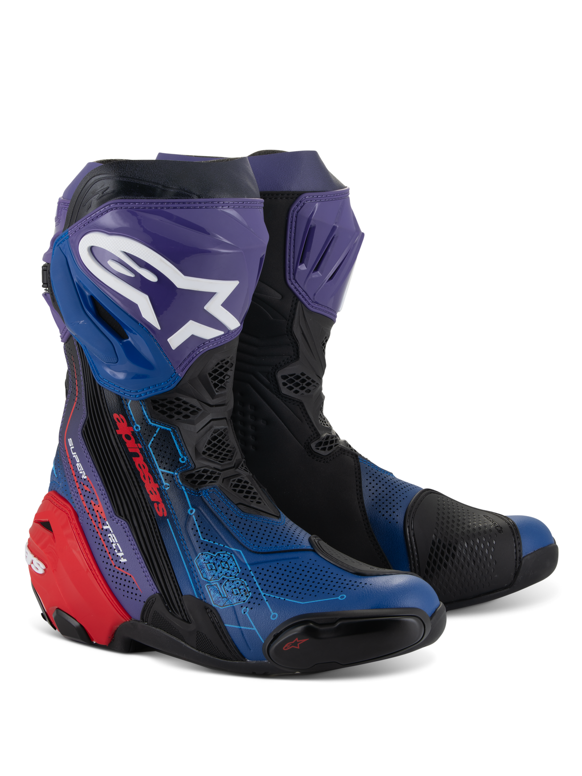 Alpinestars Supertech R LE Martinator R01 Vented Boots, wyścigowe buty motocyklowe, niebieskie, fioletowe, czerwone i czarne, z licznymi perforacjami dla przepływu powietrza, białe logo Astars na fioletowym ochraniaczu goleni, czerwony ochraniacz pięty i techniczny wyścigowy design