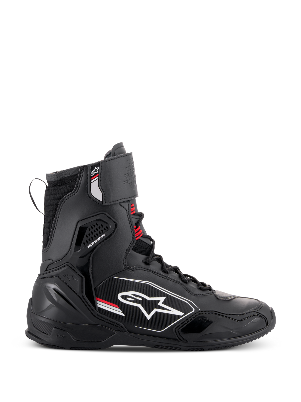 Buty Alpinestars Superfaster, wysokie buty motocyklowe w kolorze czarnym, szarym i jasnoczerwonym, widok z boku z białym logo Alpinestars, czerwone akcenty sznurowadeł oraz zintegrowane panele ochronne wspierające kostkę i piętę.