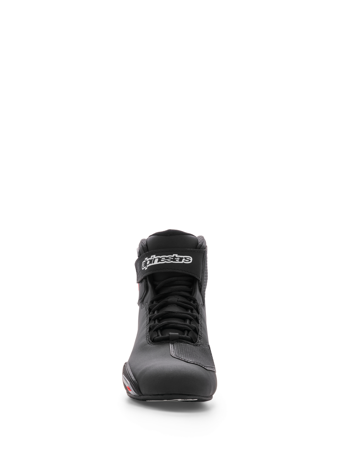 Buty Alpinestars Sektor, buty motocyklowe, czarne, widok z przodu pokazujący cholewkę z mikrofibry, system szybkiego sznurowania oraz pasek na kostkę z białym logo Alpinestars, smukły sportowy design do jazdy szosowej