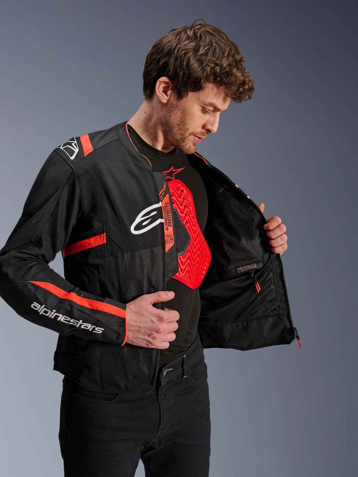 Alpinestars T-SPS Air V2, męska kurtka motocyklowa, czarna i czerwona, siatka i czerwony ochraniacz klatki piersiowej Nucleon