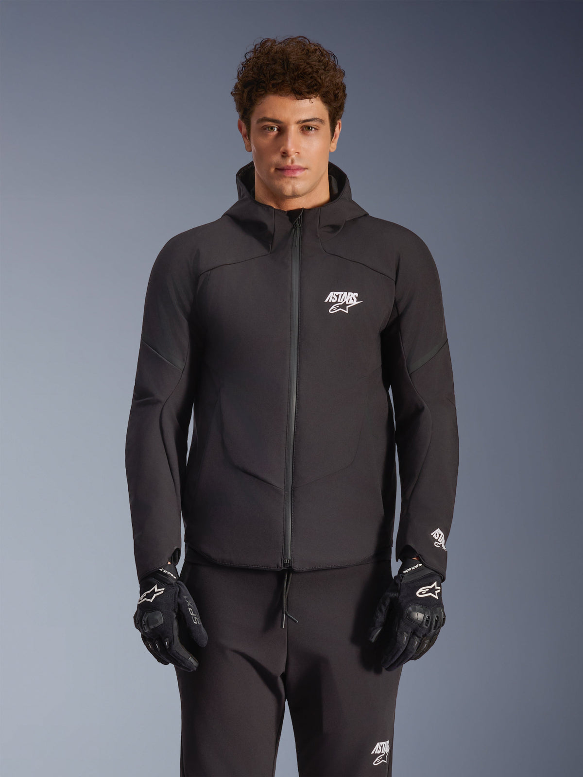 Alpinestars Aeroshell Waterproof Jacket, męska czarna kurtka motocyklowa softshell, z kapturem, wodoodporna, styl miejski.