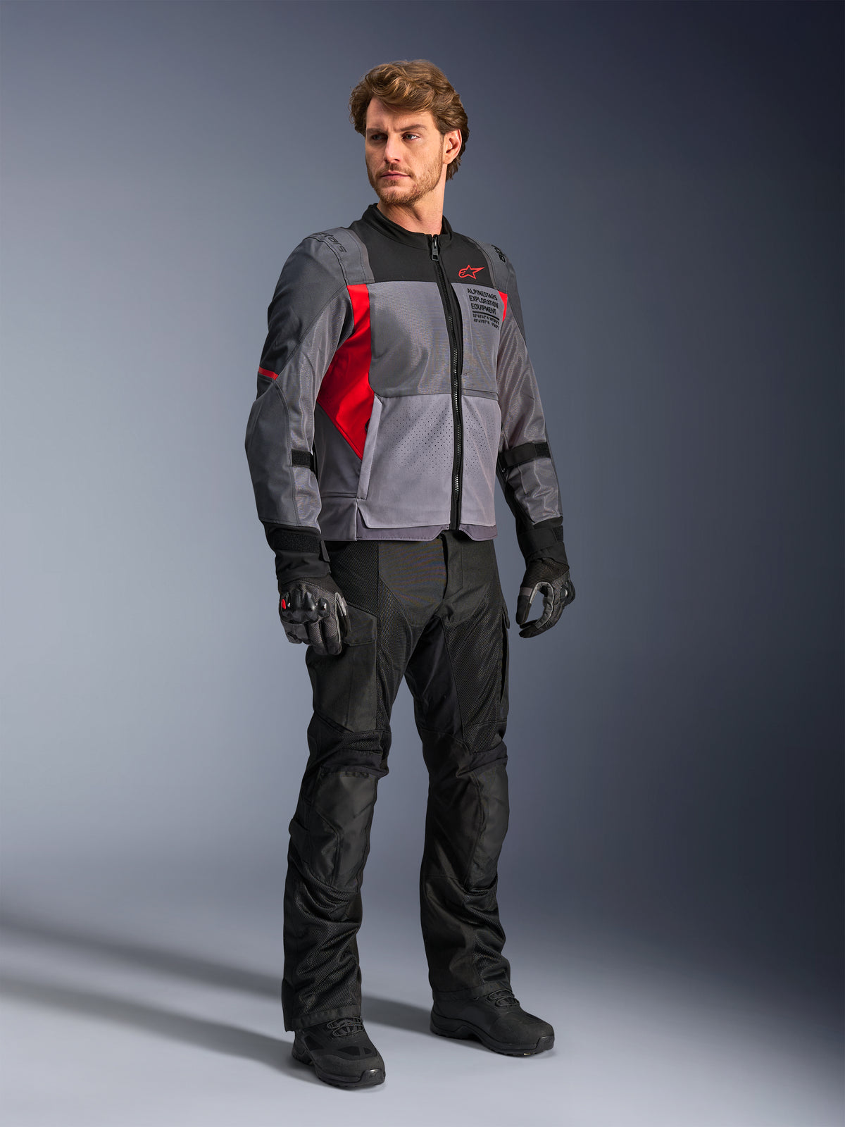 Alpinestars ST-2 Air, męska kurtka motocyklowa tekstylna adventure, szara i czerwona, panele z siatki, certyfikat CE AA.
