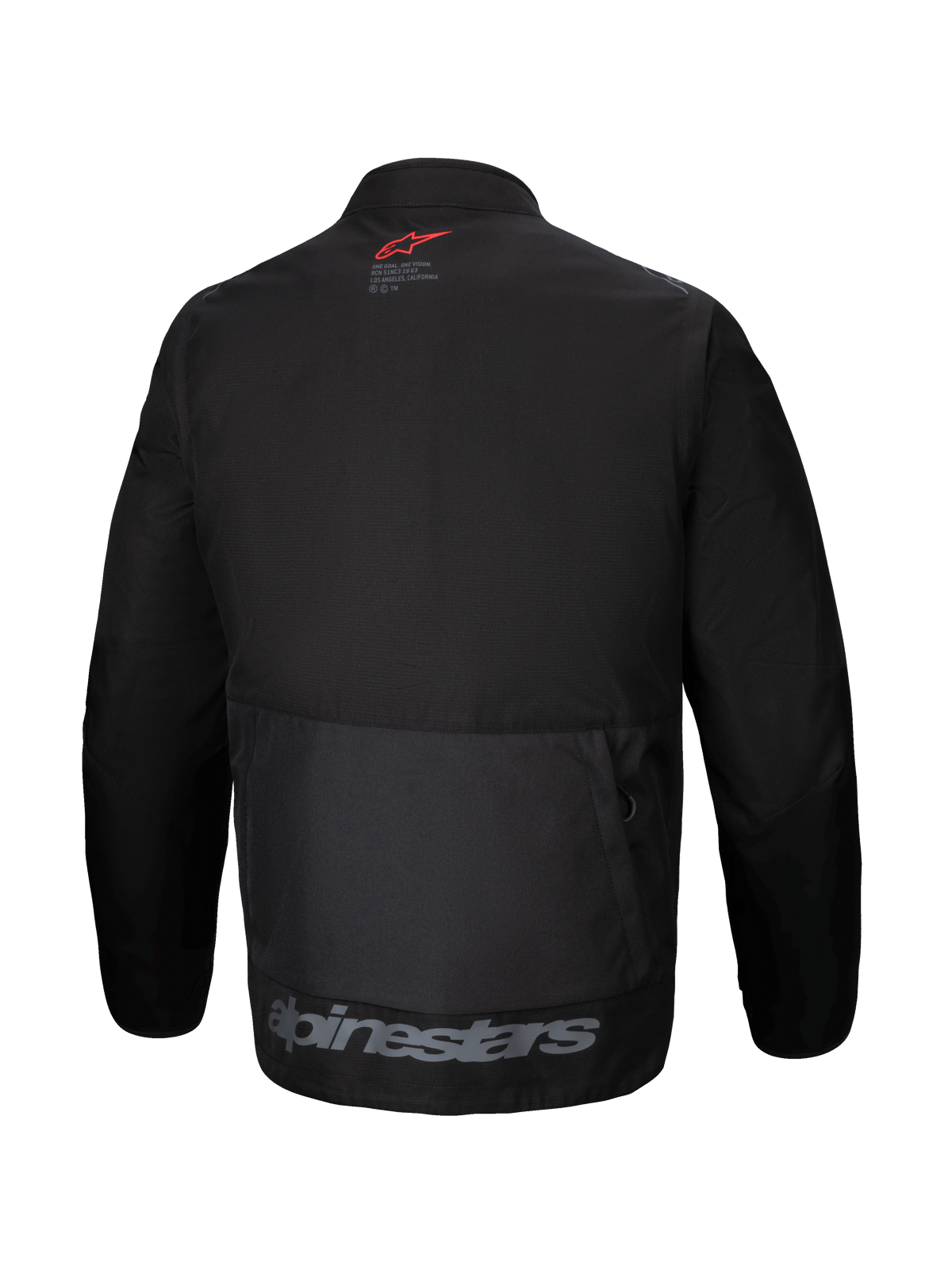 Kurtka Alpinestars Pro-Dura, widok z tyłu, czarna tekstylna kurtka enduro, duża tylna kieszeń cargo, czerwone logo z gwiazdą na karku, szary napis Alpinestars na dolnym brzegu, wytrzymały design off-road