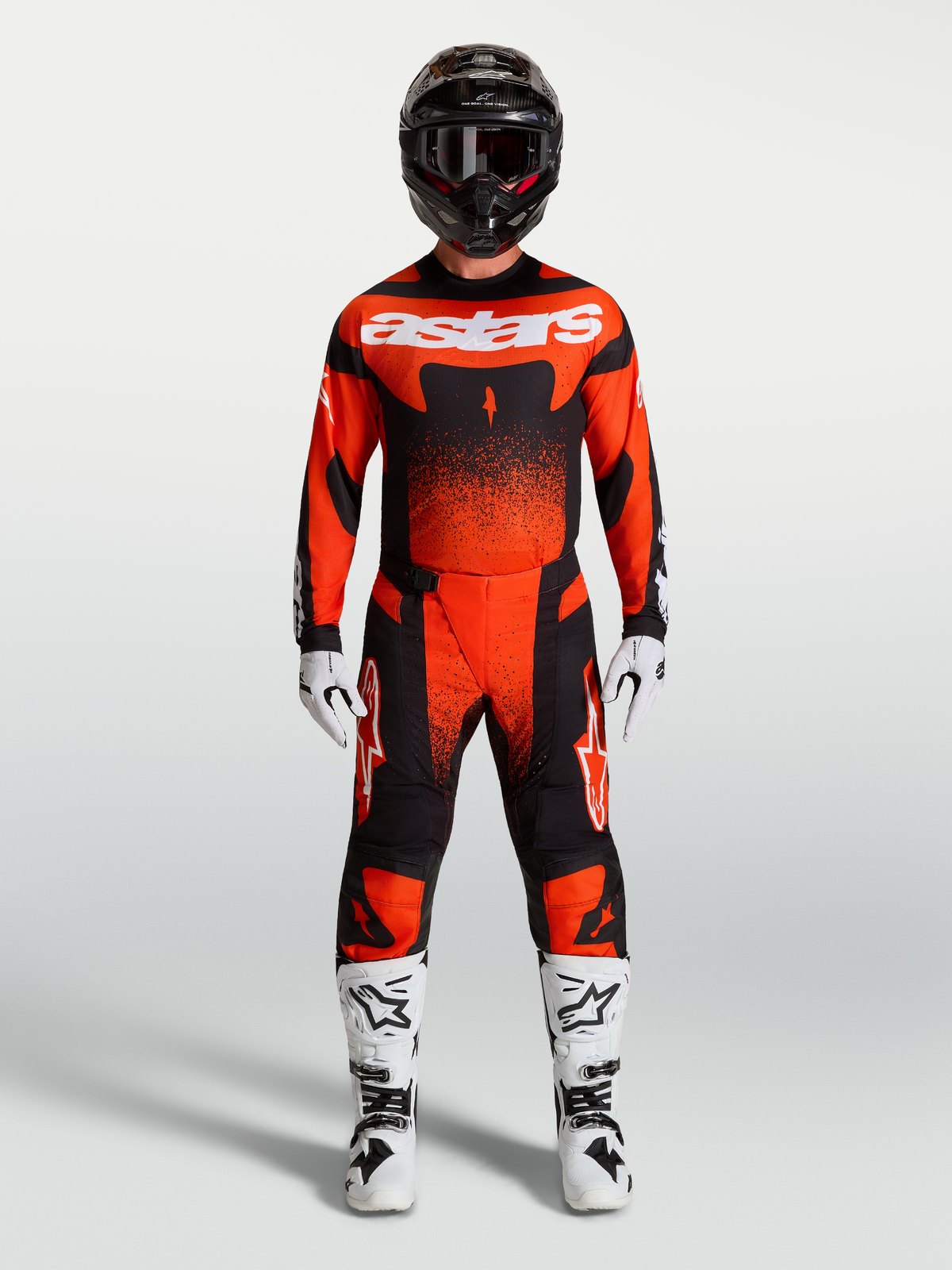 Spodnie Alpinestars Techstar Swan, męskie spodnie motocrossowe, czerwone i czarne, ergonomiczny krój i wzmocnione panele.