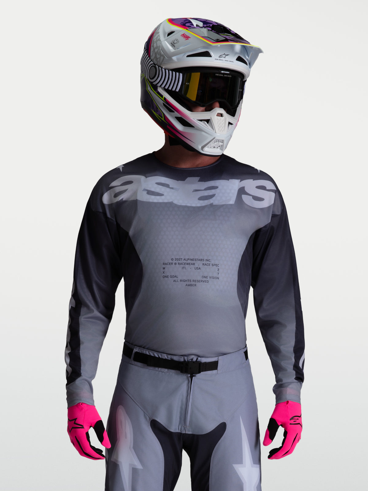 Alpinestars Racer Amber, męska koszulka motocrossowa, szara i ciemnoszara, wykonana z lekkiego, odprowadzającego wilgoć poliestru.