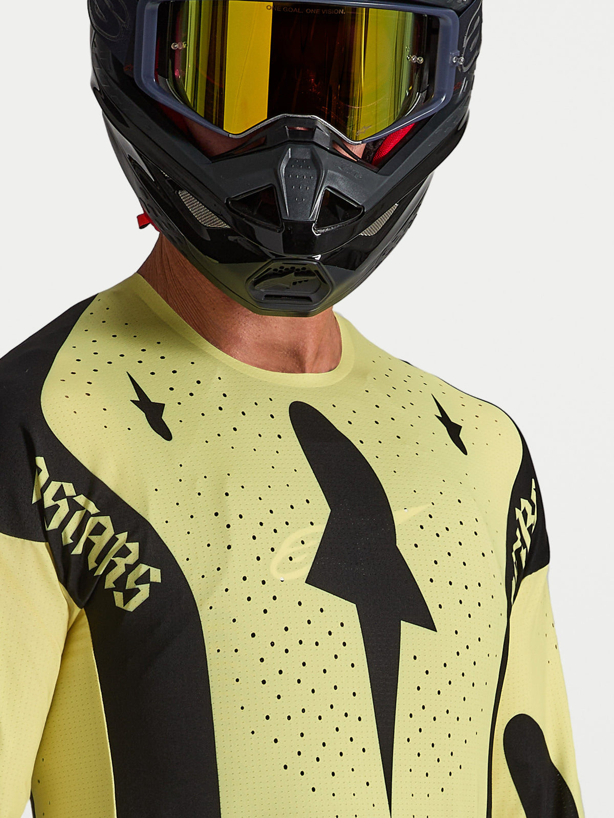 Koszulka Alpinestars Techstar Atrox, żółta i czarna koszulka motocrossowa, laserowe perforacje, sportowy krój wyścigowy