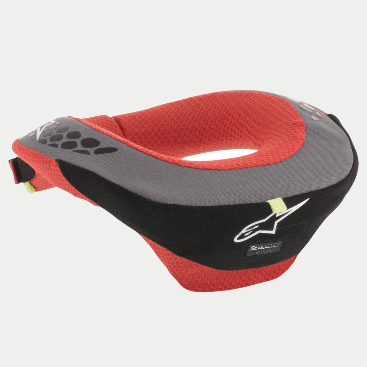 Alpinestars Youth Sequence Neck Roll, młodzieżowy ochraniacz szyi, czarno-czerwony z szarymi akcentami, białe logo Alpinestars, wewnętrzna wyściółka z siatki, ergonomiczny sprzęt ochronny do motocrossu i kartingu