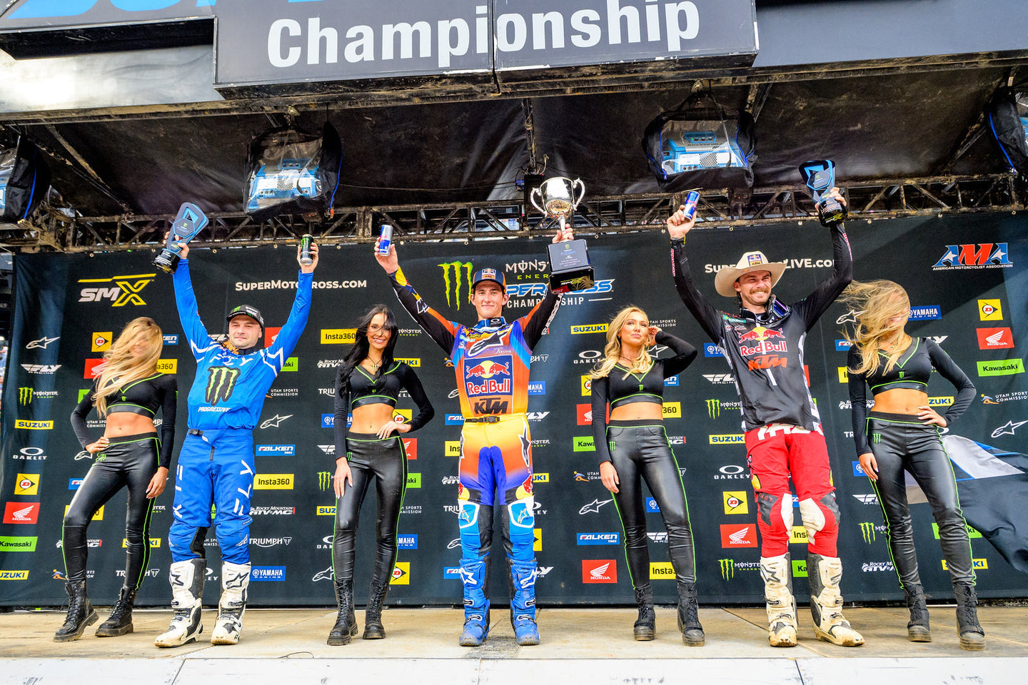 ALPINESTARS TOP FIVE LOCK-OUT AS CHASE SEXTON DOMINATES EAST RUTHERFORD 450SX IN NEW JERSEY