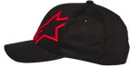 Alpinestars Corp Shift 2 Curved Brim, czarna czapka z daszkiem, czerwone haftowane logo gwiazdy, profil boczny, bejsbolówka Flexfit z zakrzywionym daszkiem, casualowa odzież sportowa
