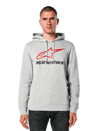 Alpinestars Always V3 Hoodie, jasnoszary melanż z czerwono-czarnym logo z gwiazdą, prezentowana przez modela, styl casual streetwear, kaptur ze sznurkami, przednia kieszeń kangurka, design inspirowany dziedzictwem sportów motorowych