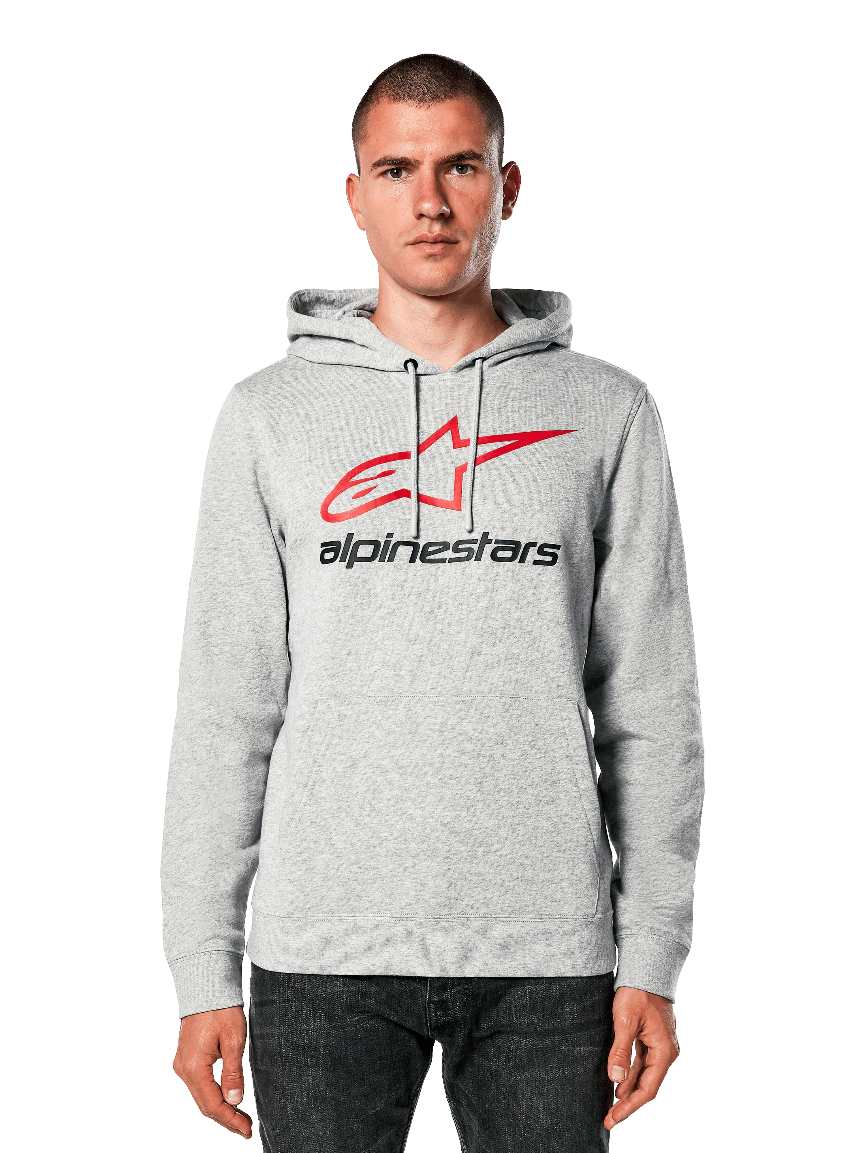 Alpinestars Always V3 Hoodie, jasnoszary melanż z czerwono-czarnym logo z gwiazdą, prezentowana przez modela, styl casual streetwear, kaptur ze sznurkami, przednia kieszeń kangurka, design inspirowany dziedzictwem sportów motorowych