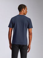 Alpinestars Ride 4.0 CSF Tee, koszulka z krótkim rękawem, granatowa, widok z tyłu na modelu, casualowa odzież motorsport streetwear
