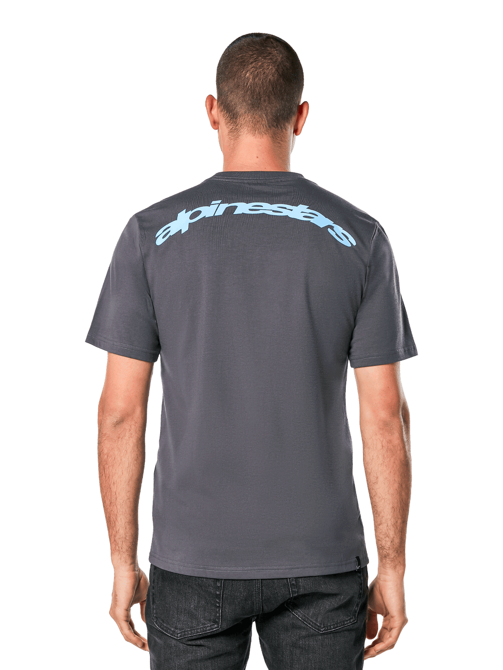 Alpinestars Horizon CSF Tee, koszulka z krótkim rękawem, ciemnoszara, widok z tyłu z jasnoniebieskim łukowym napisem Alpinestars, sportowa odzież codzienna