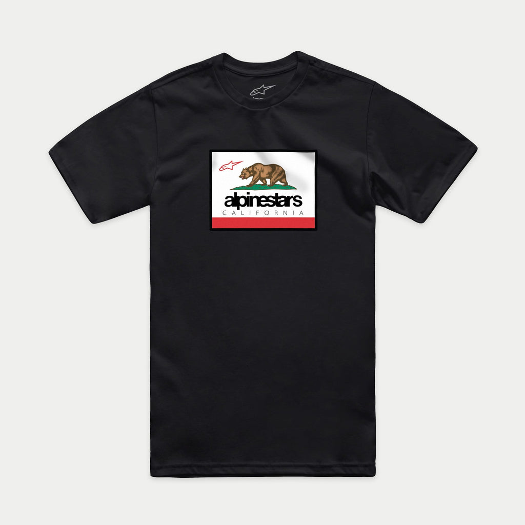 Alpinestars Cali 2.0 CSF Tee, czarna koszulka z krótkim rękawem, grafika inspirowana Kalifornią z niedźwiedziem grizzly i logo Alpinestars, casualowa odzież sportowa