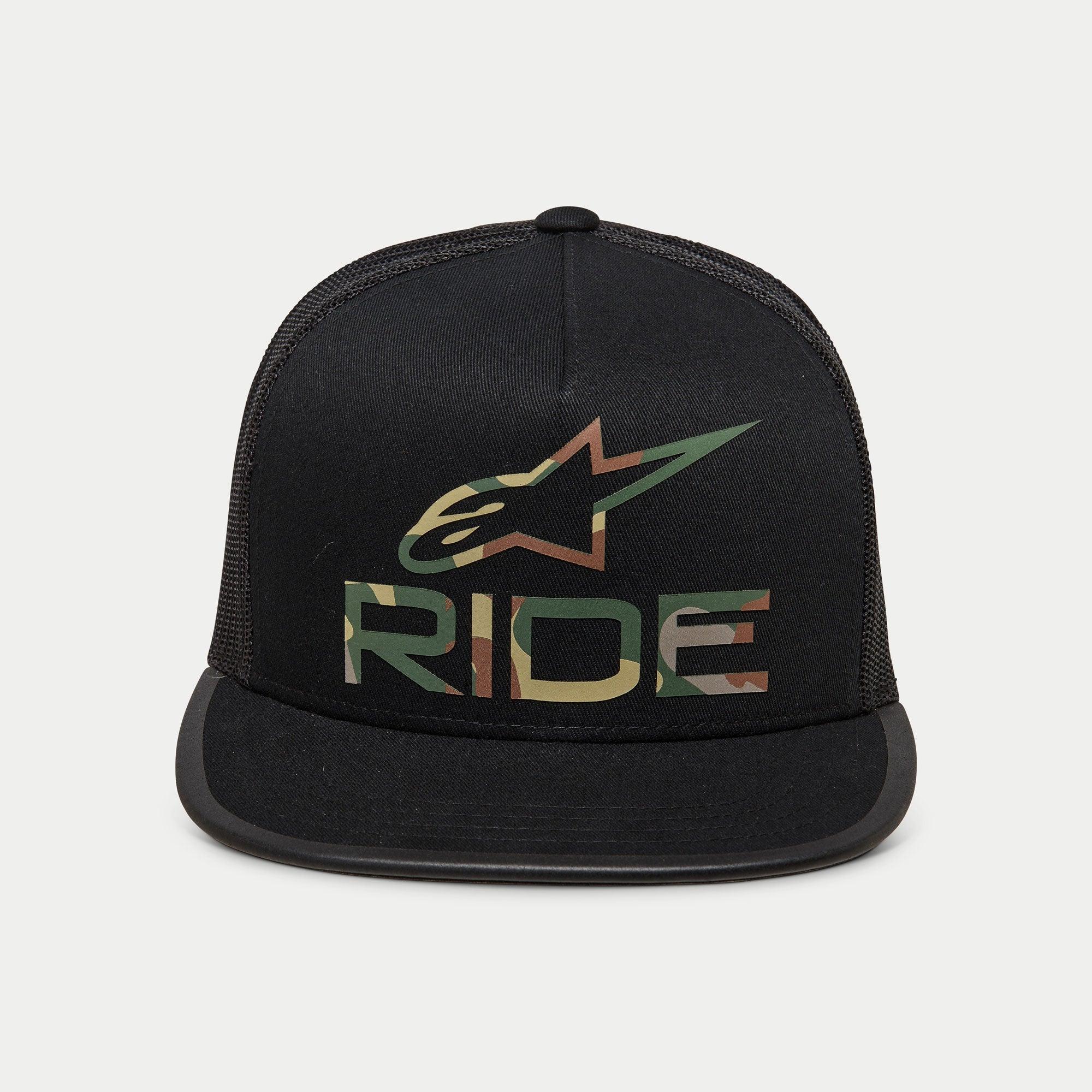Alpinestars Ride 4.0 Camo Trucker Hat, czarna czapka z daszkiem typu trucker, logo i napis „RIDE” w motywie camo, usztywniona korona, płaski daszek, czarna siateczka z tyłu, sportowy styl
