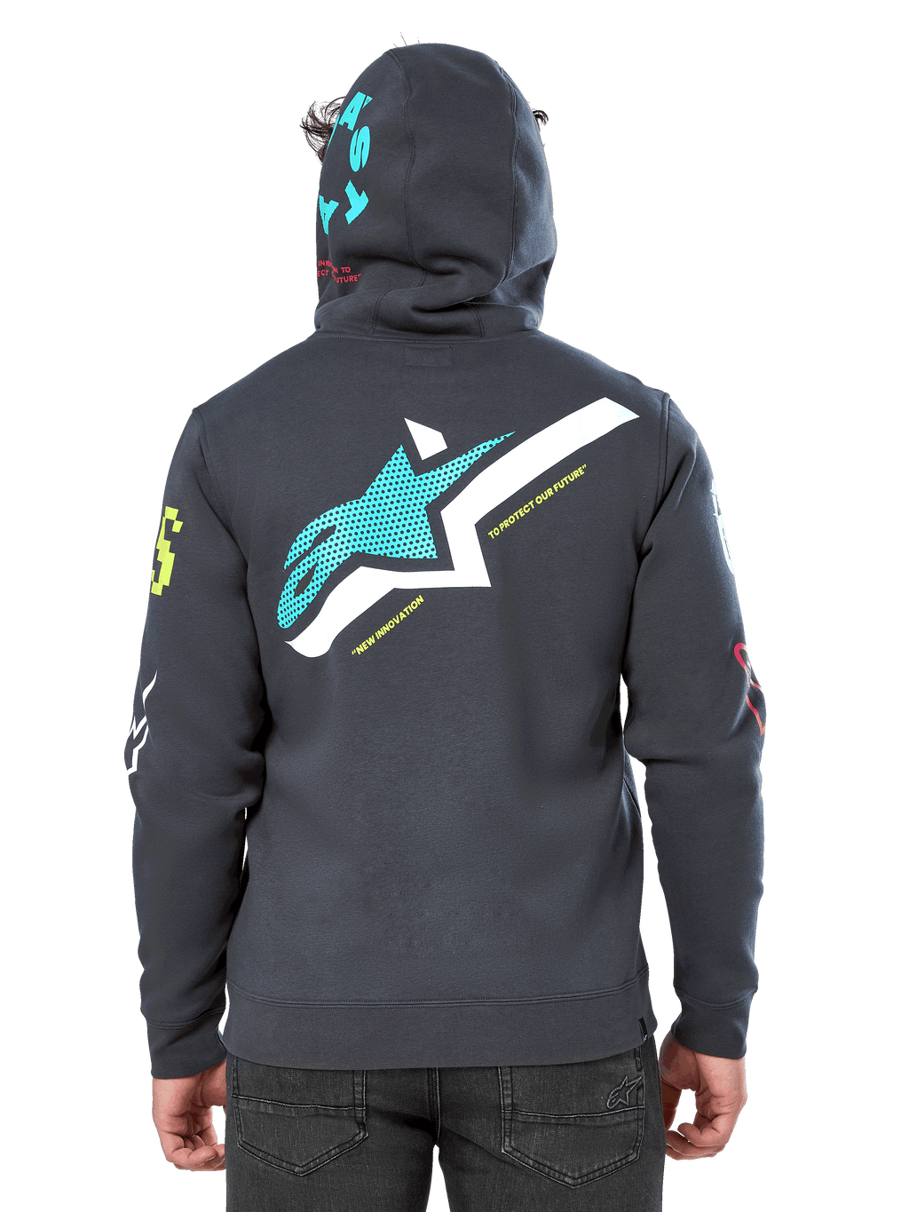 Bluza z kapturem Alpinestars Variegate, widok z tyłu, kolor Gunmetal Gray, duże morskie i białe logo Astars na plecach z napisem „New Innovation”, morska grafika „Astars” na kapturze, kolorowe logotypy na rękawach, codzienna odzież streetwearowa w stylu motorsportowym