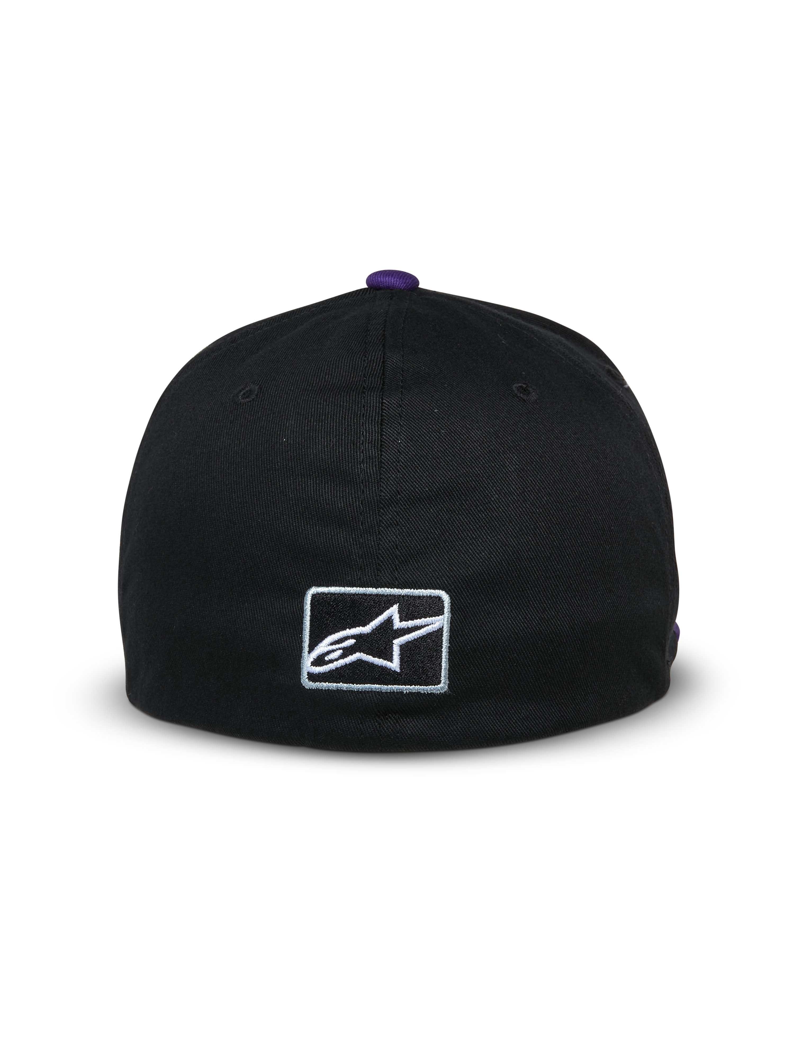 Alpinestars Franchise Hat, widok z tyłu czarnej czapki z daszkiem, fioletowy guzik na czubku, małe białe haftowane logo Astars z tyłu, elastyczny tył, casualowa odzież uliczna inspirowana motorsportem