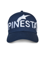 Czapka Alpinestars Committed, granatowa, czapka z daszkiem typu snapback, duże białe haftowane logo Alpinestars z przodu, strukturalna korona, zakrzywiony daszek, casualowa odzież streetwearowa w stylu motorsport