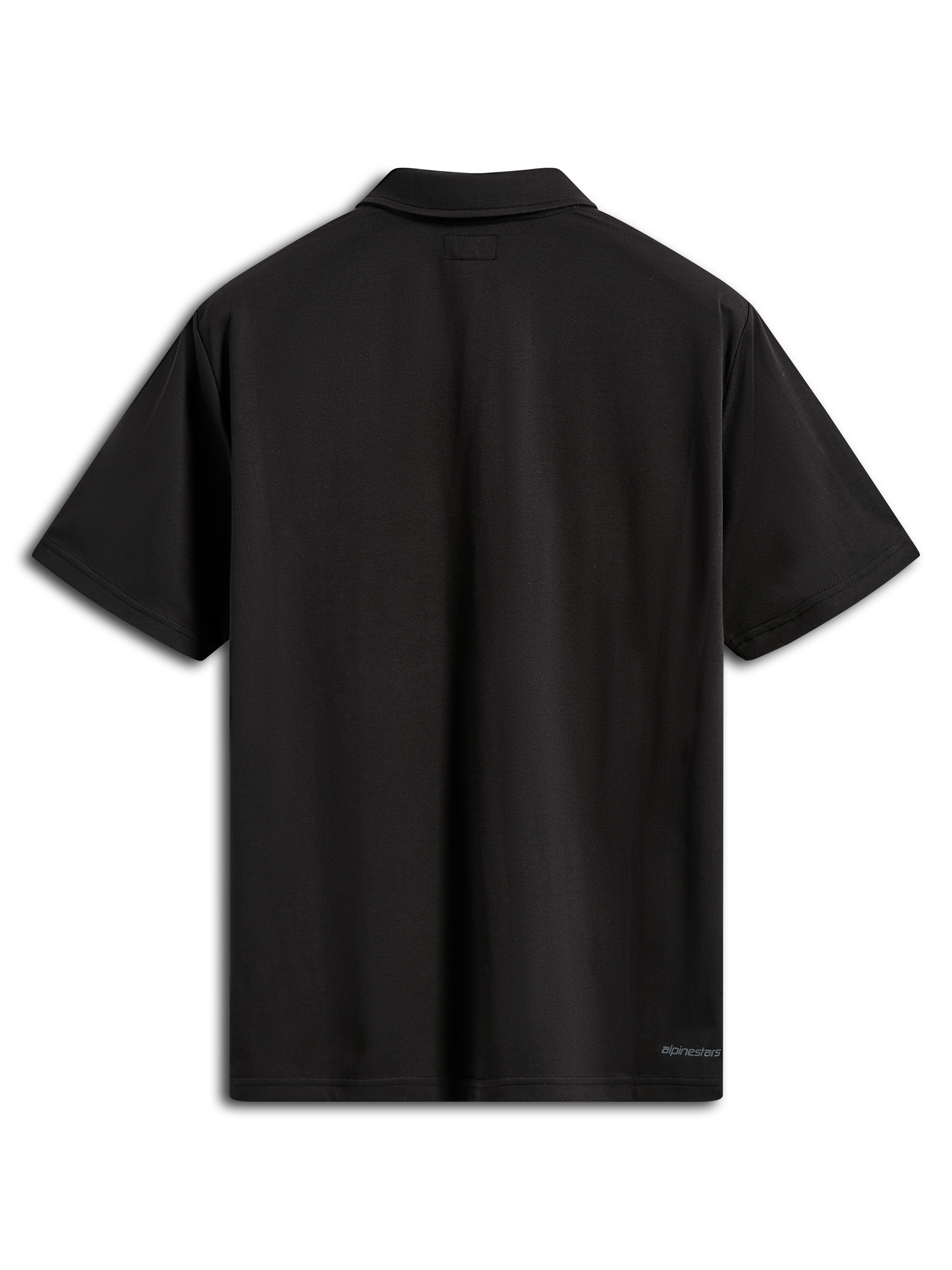 Alpinestars Impetus Sport Polo, koszulka polo z krótkim rękawem, czarna, widok z tyłu pokazujący kołnierzyk i małe logo Alpinestars na dolnej krawędzi, codzienna odzież sportowa z siateczki mock mesh