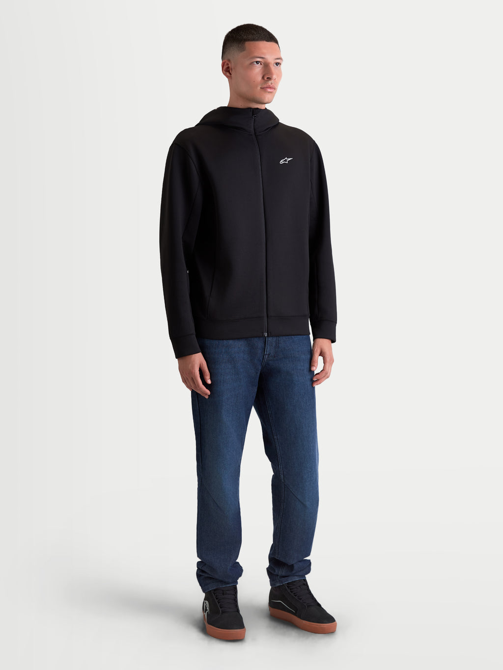 Alpinestars Bluza z kapturem Cypher, męska sportowa bluza rozpinana, czarna, wysoki kołnierz i kaptur z podszewką z siateczki, małe białe logo na piersi, materiał polarowy tri-blend, styl casualowy.