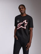 Alpinestars Authority CSF Tee, koszulka z krótkim rękawem, czarna, duże logo Astars z biało-czerwonym konturem, casualowa odzież motorsportowa