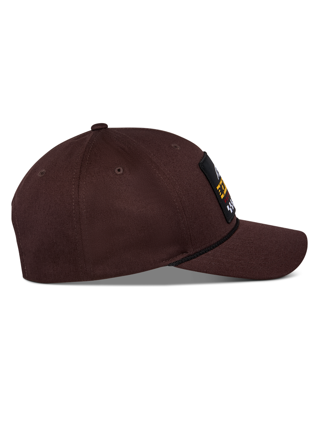 Alpinestars Matrix Snapback Hat, ciemnobrązowa, widok z boku przedstawiający zakrzywiony daszek, usztywnioną koronę i przednią naszywkę z logo z detalem ze sznurka, codzienne nakrycie głowy inspirowane sportami motorowymi