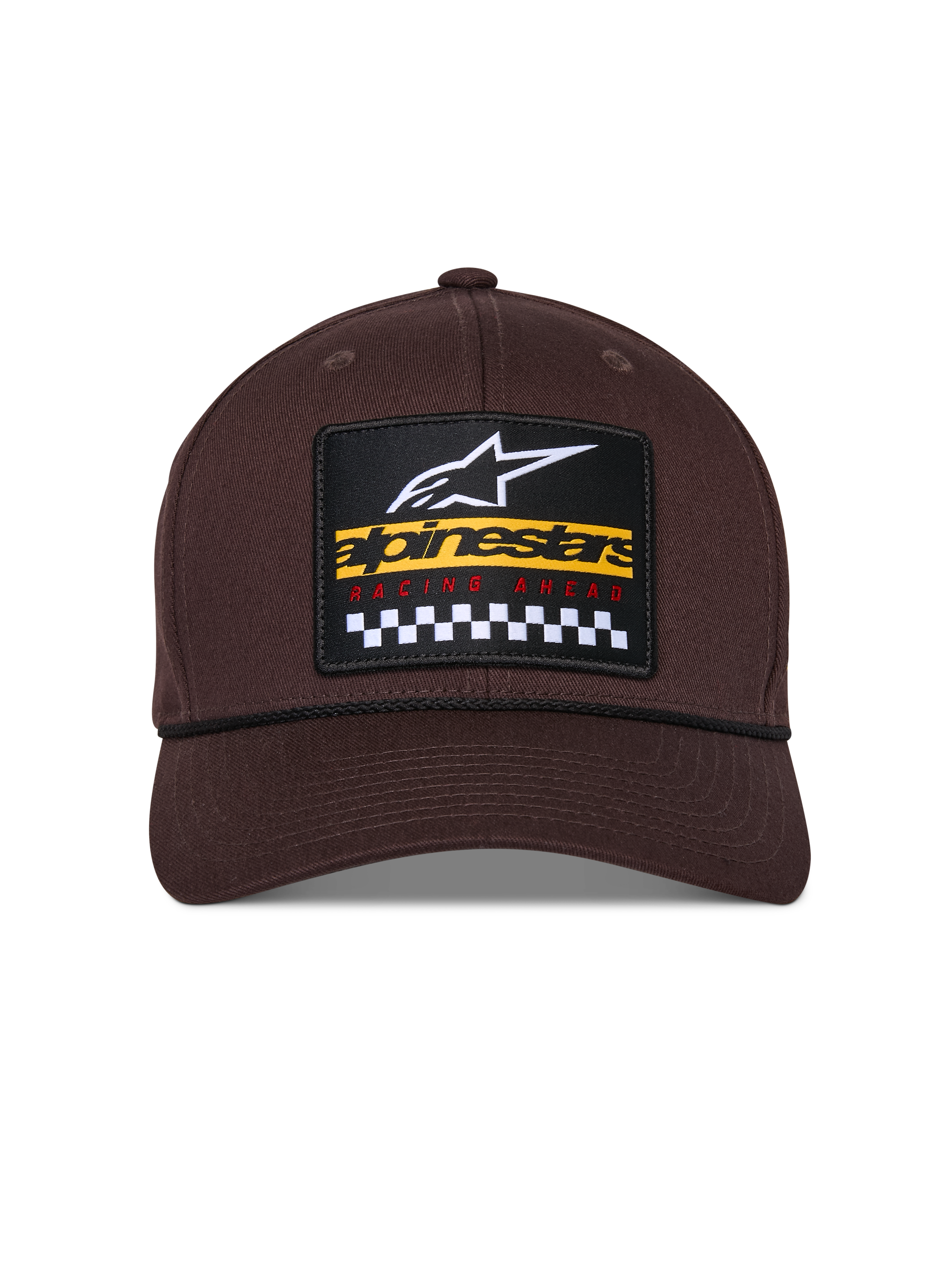 Alpinestars Matrix Snapback Hat, brązowa czapka z daszkiem, widok z przodu z usztywnioną koroną i zakrzywionym daszkiem, wielokolorowa haftowana naszywka z brandingiem Alpinestars i wyścigowym motywem szachownicy, czarny sznurek ozdobny, codzienne nakrycie głowy inspirowane sportami motorowymi