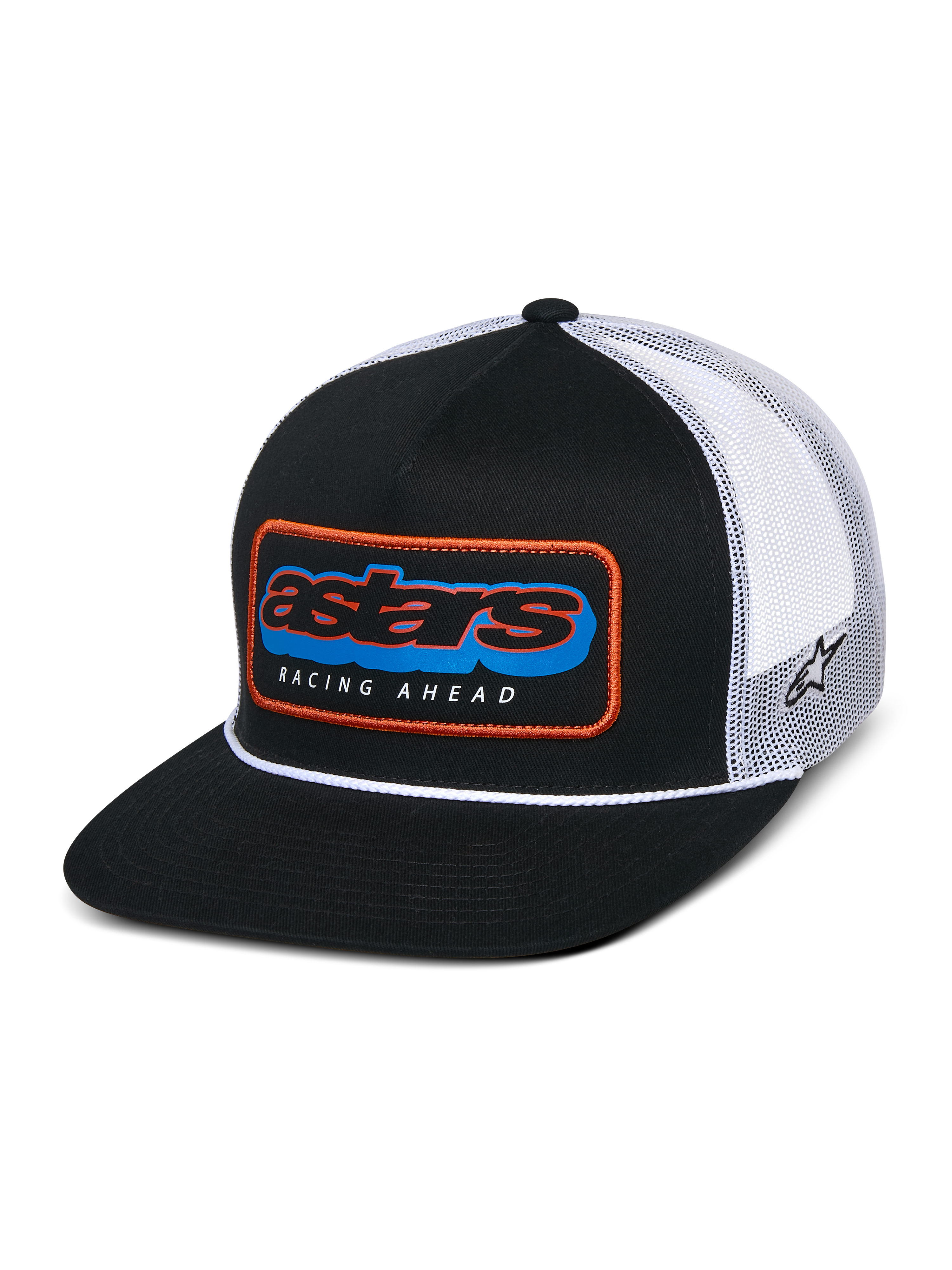 Czapka Alpinestars Phosphor Trucker Hat, czarno-biała, płaski daszek i sztywna korona z białym sznurkiem, z przodu kolorowa naszywka Astars z pomarańczową obwódką i napisem „RACING AHEAD”, tył z oddychającej białej siateczki z haftowanym logo z boku