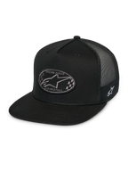 Alpinestars Contender Trucker Hat, czarna czapka typu snapback, płaski daszek, przednia owalna naszywka z logo Astars w szachownicę i napisem Racing Ahead, czarny tył z siateczki, haftowane logo z boku, casualowa odzież streetwear w stylu motorsport