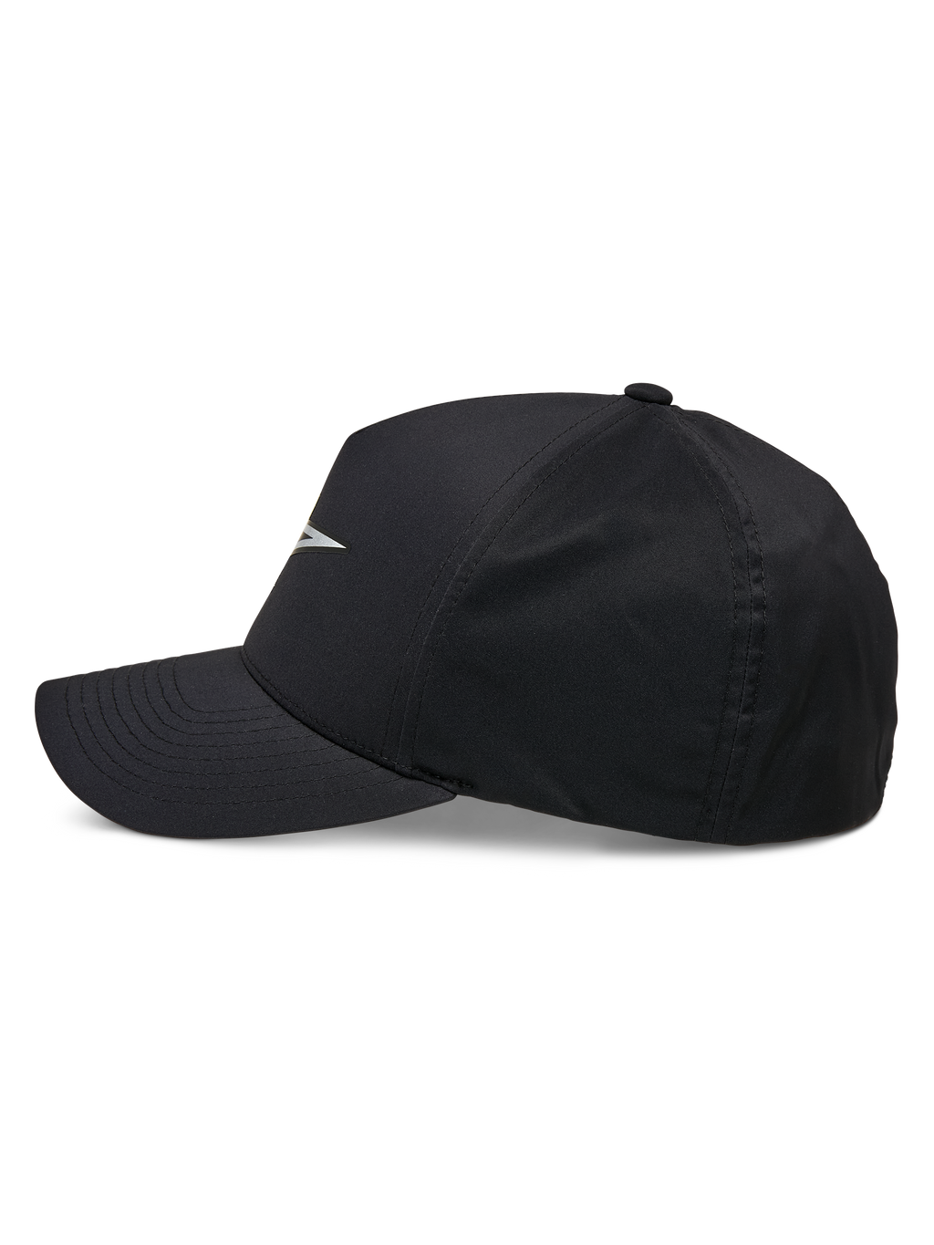 Alpinestars Ageless Reflex Waterproof Hat, czarna czapka z daszkiem, widok z profilu, usztywniona korona i zakrzywiony daszek, odblaskowe logo Astars, wodoodporna tkanina techniczna, sportowe nakrycie głowy