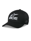 Alpinestars Ride Sonic Hat, czarna czapka z daszkiem, białe haftowane logo 3D z gwiazdą i napisem RIDE, zakrzywiony daszek, usztywniona korona, codzienne nakrycie głowy w stylu motorsportowym