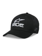 Alpinestars Ride Sonic Hat, czarna czapka z daszkiem, białe haftowane logo 3D z gwiazdą i napisem RIDE, zakrzywiony daszek, usztywniona korona, codzienne nakrycie głowy w stylu motorsportowym