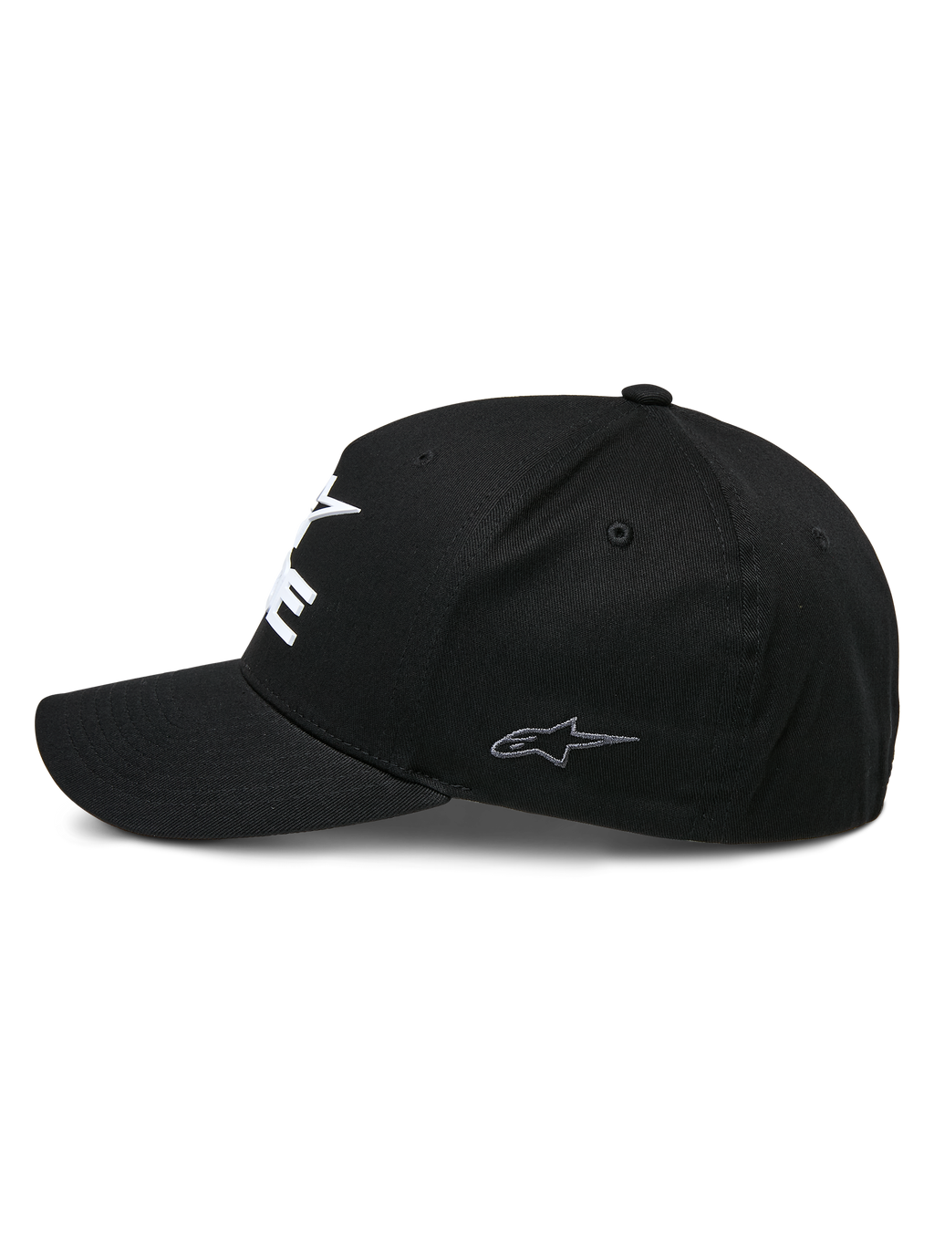 Alpinestars Ride Sonic Hat, usztywniana czapka z daszkiem, czarna, widok z boku, zakrzywiony daszek, małe szare haftowane logo gwiazdy na bocznym panelu, elastyczna tkanina twill, casualowe nakrycie głowy w stylu motorsport