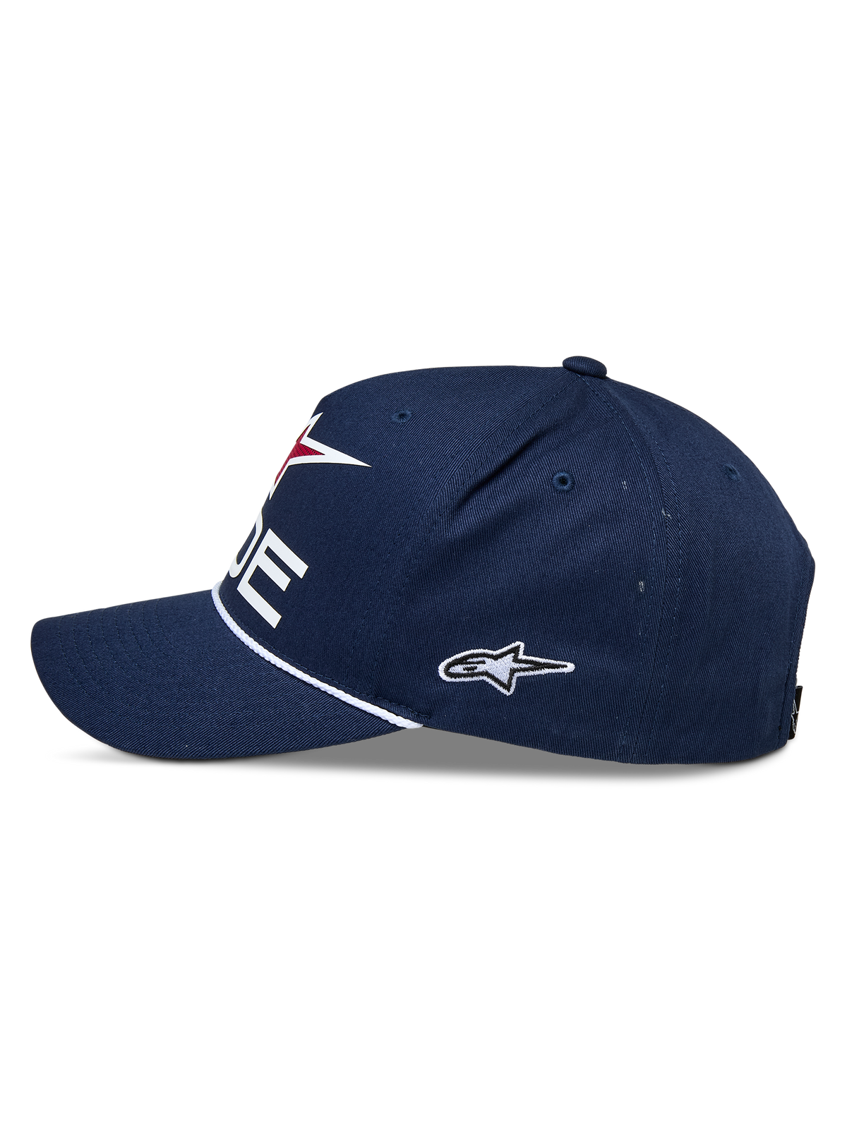 Alpinestars Ride Comp Snapback Hat, granatowa czapka z daszkiem z białymi i czerwonymi elementami, widok z boku, usztywniona korona z zakrzywionym daszkiem, biały ozdobny sznur, haftowane logo z boku, codzienne nakrycie głowy w stylu motorsport