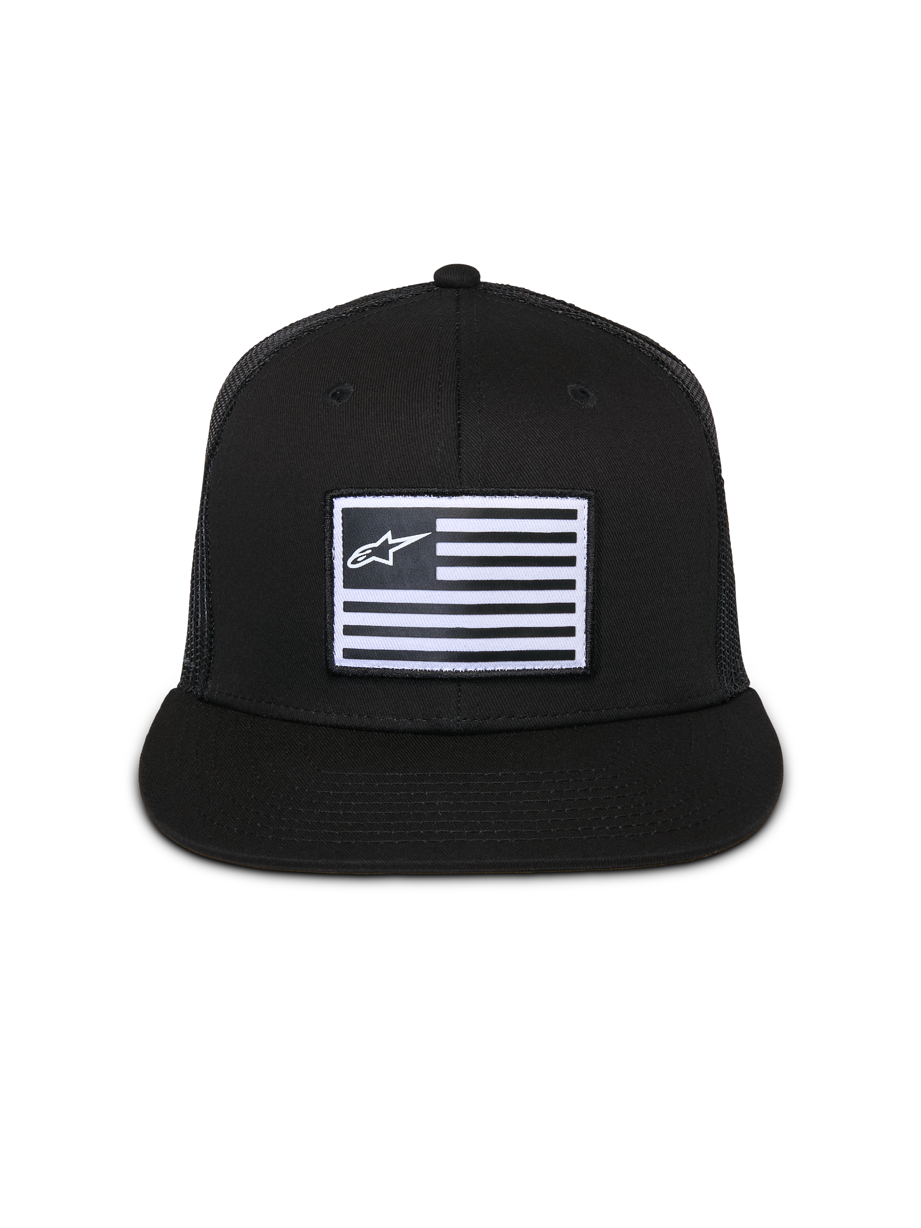 Alpinestars Flag Flat Trucker Hat, czarna czapka z płaskim daszkiem i usztywnioną koroną, centralna prostokątna naszywka z białą flagą i logo Alpinestars, tył z siatki, casualowa odzież streetwearowa inspirowana motorsportem