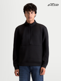 Alpinestars Bluza Apera Half-Zip, męska bluza sportowa w kolorze czarnym, widok z przodu na modelu z zamkiem typu half-zip i kieszenią kangurką