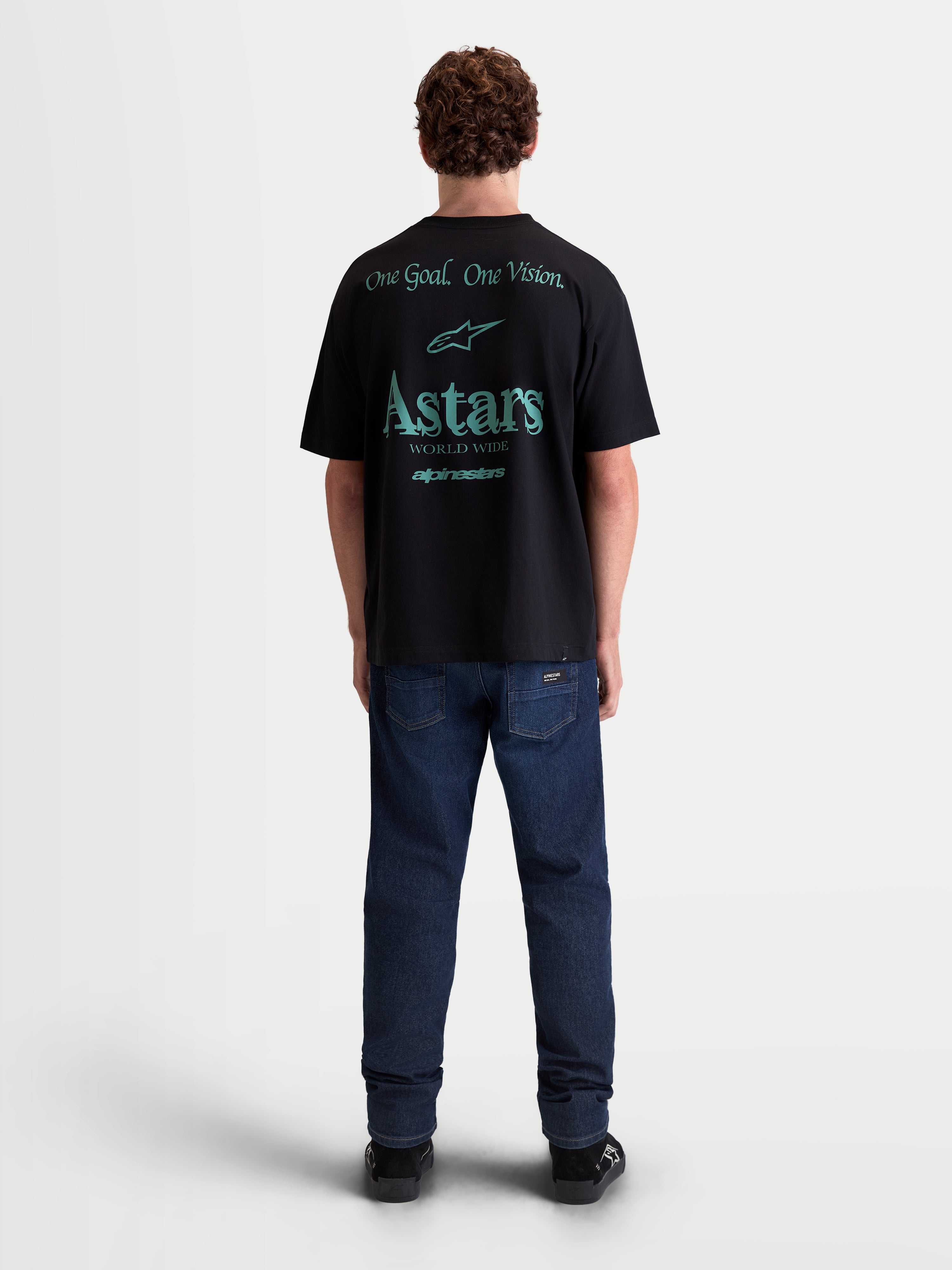 Alpinestars koszulka Post Oversized CSF, krótki rękaw, unisex, czarna z morskimi grafikami na plecach, logo Astars World Wide i napis One Goal. One Vision., krój oversized, miękka mieszanka bawełny czesanej