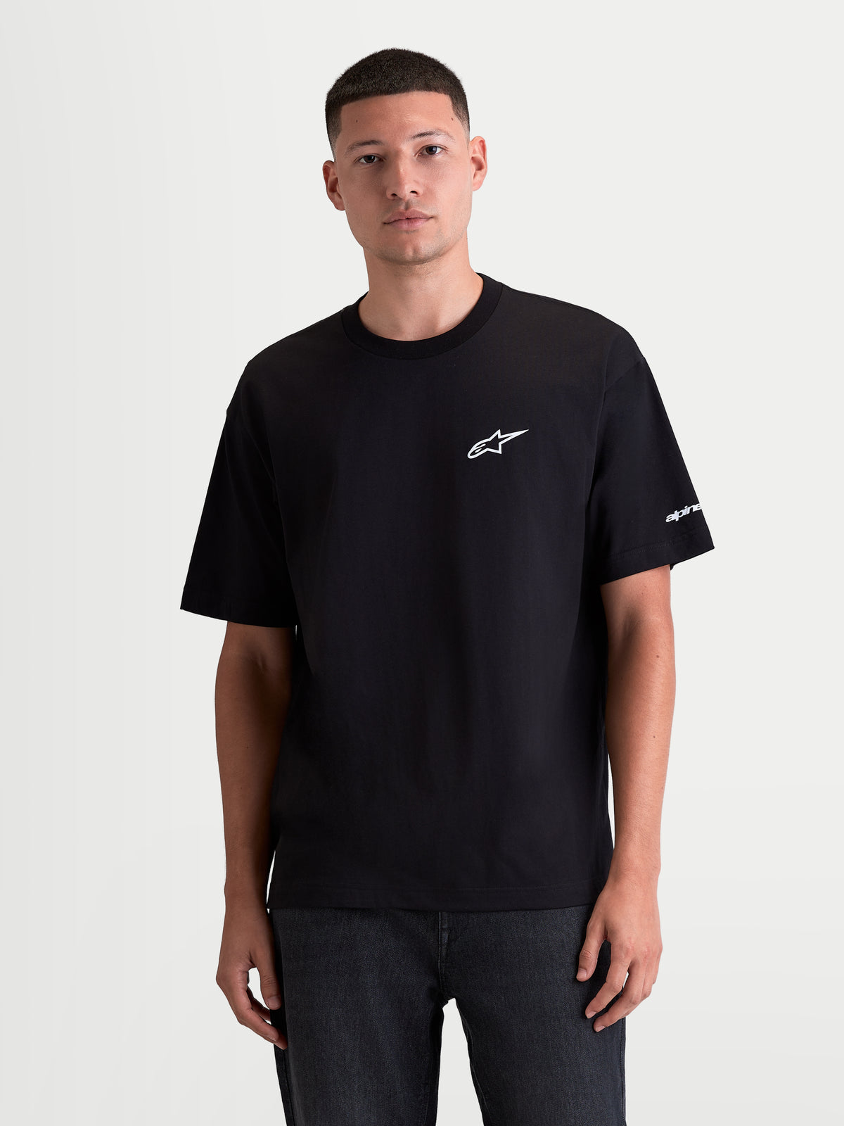 Alpinestars koszulka Mandate Oversized CSF, męska koszulka z krótkim rękawem, czarna, białe logo Astars puff-print na piersi, swobodny krój oversized, codzienna odzież sportowa