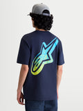 Alpinestars Koszulka Meteor CSF, granatowa koszulka z krótkim rękawem, duża grafika logo Astars na plecach z niebiesko-limonkowym gradientem MX, casualowa odzież sportowa, widok z tyłu na modelu.