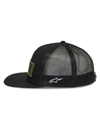 Alpinestars Ten Trucker Hat, czarna czapka z daszkiem typu trucker, płaski daszek, siatkowy tył i białe logo Astars.